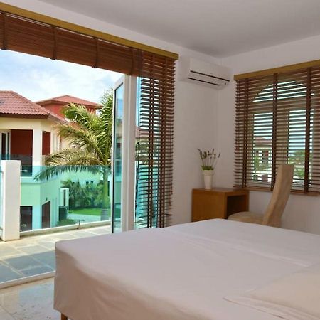 Palm Beach 6 Bedroom Villa With Private Pool Behind Marriott Exterior photo