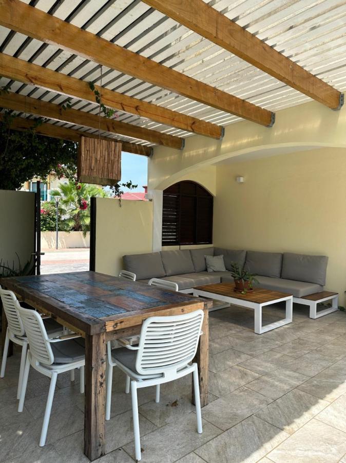 Palm Beach 6 Bedroom Villa With Private Pool Behind Marriott Exterior photo