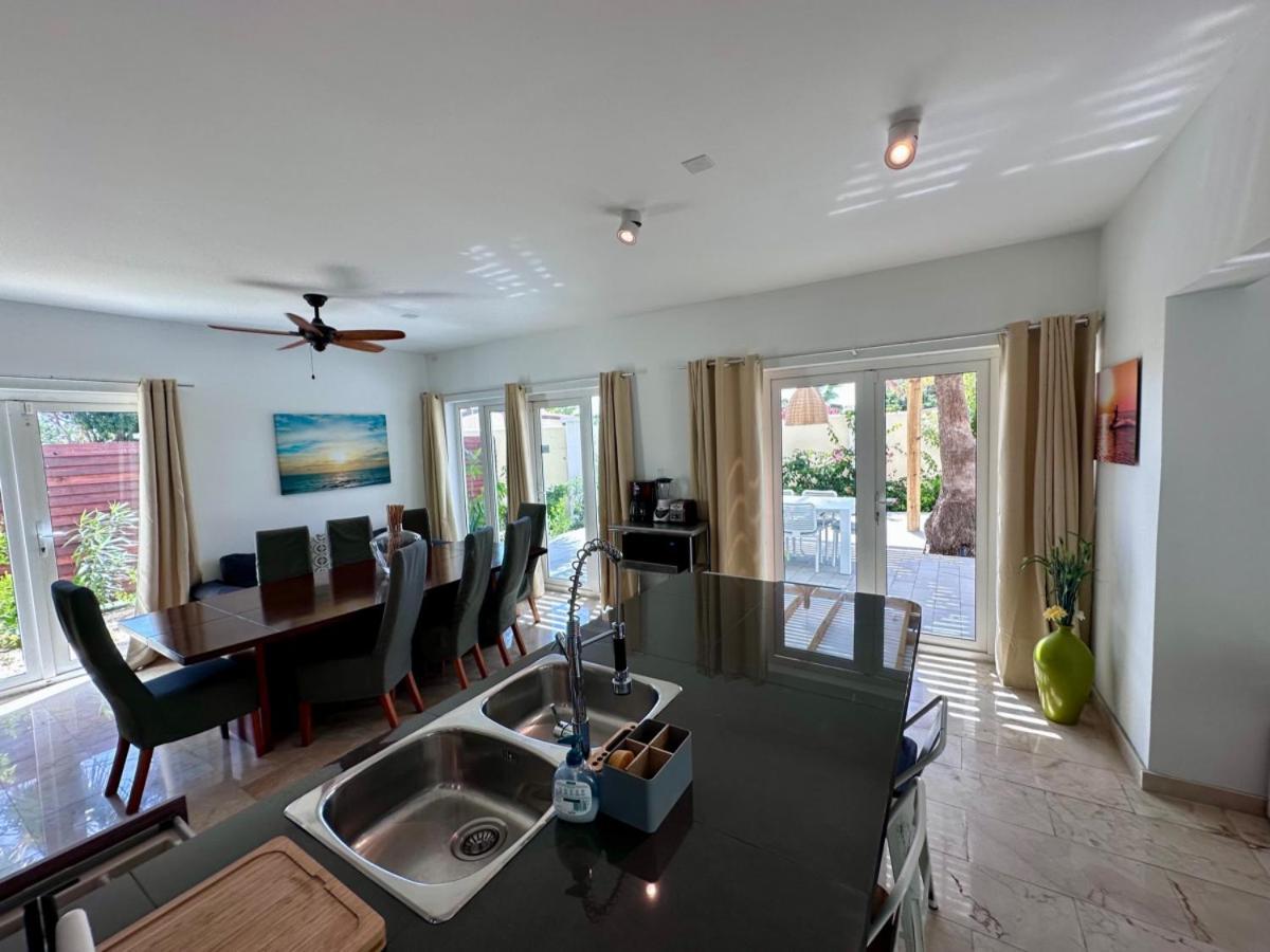Palm Beach 6 Bedroom Villa With Private Pool Behind Marriott Exterior photo