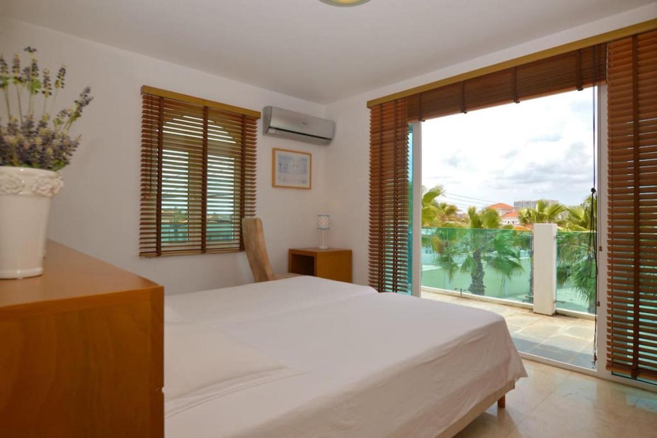 Palm Beach 6 Bedroom Villa With Private Pool Behind Marriott Exterior photo
